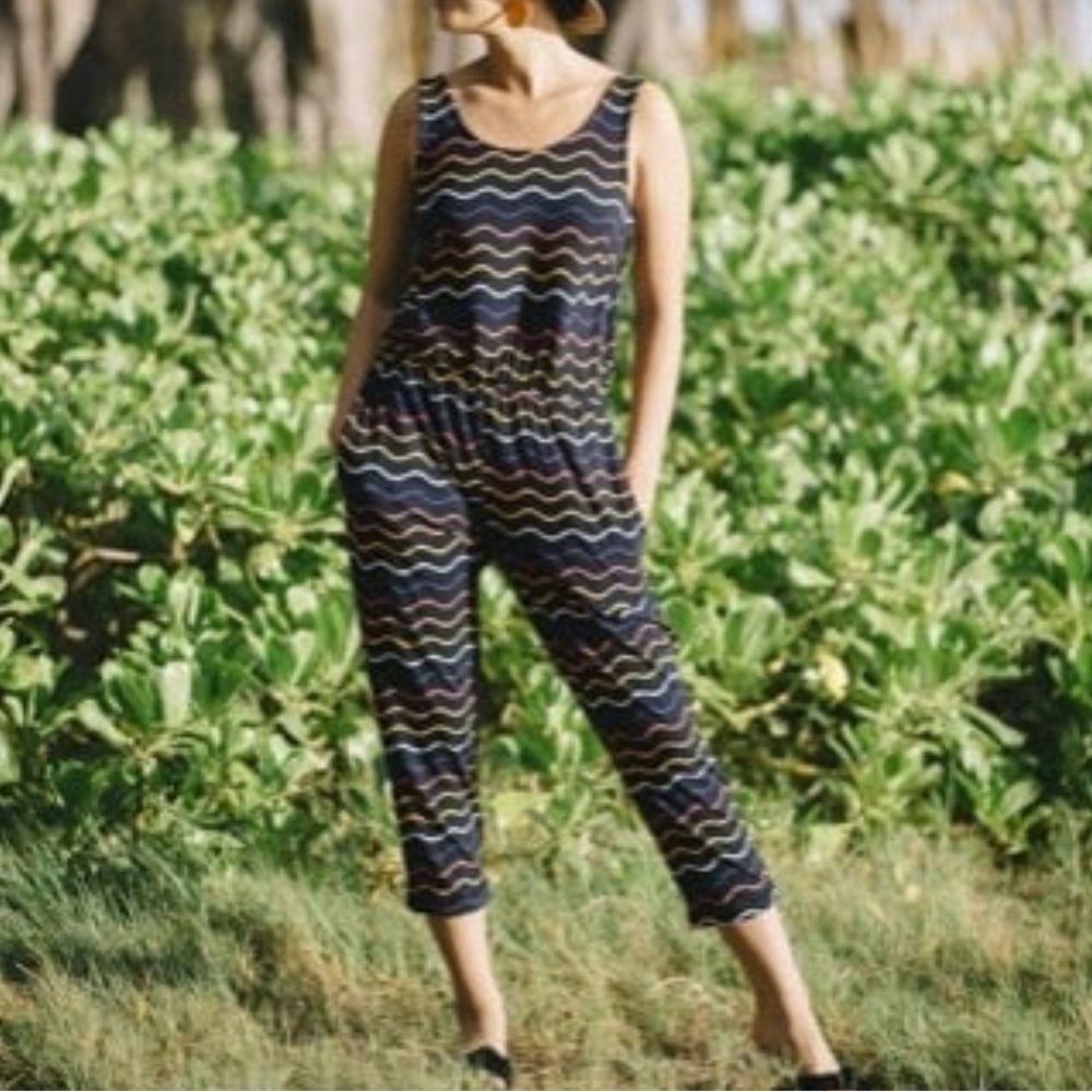 ❤️ Fighting Eel Jumpsuit Romper Size XS